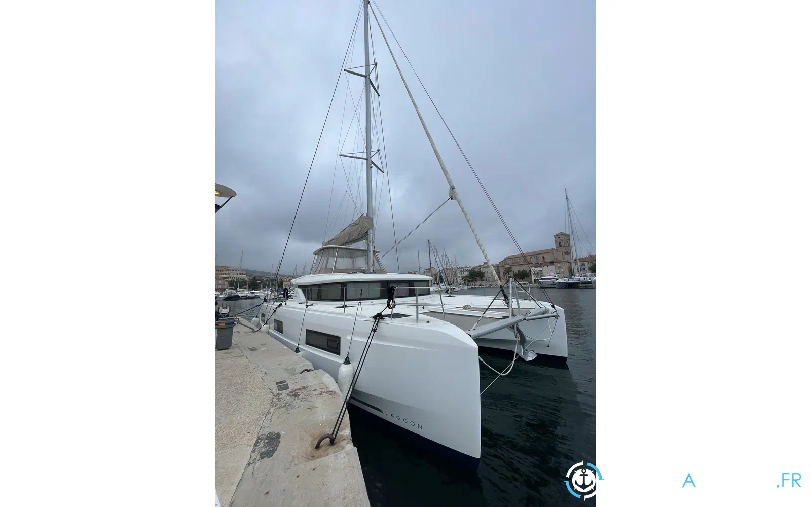 slider 3 Lagoon 46