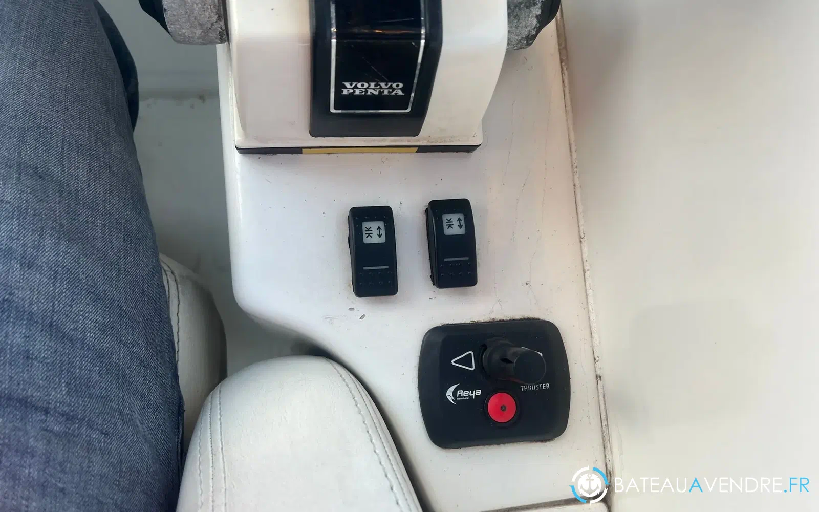 slider 20 Sessa Marine Oyster 30