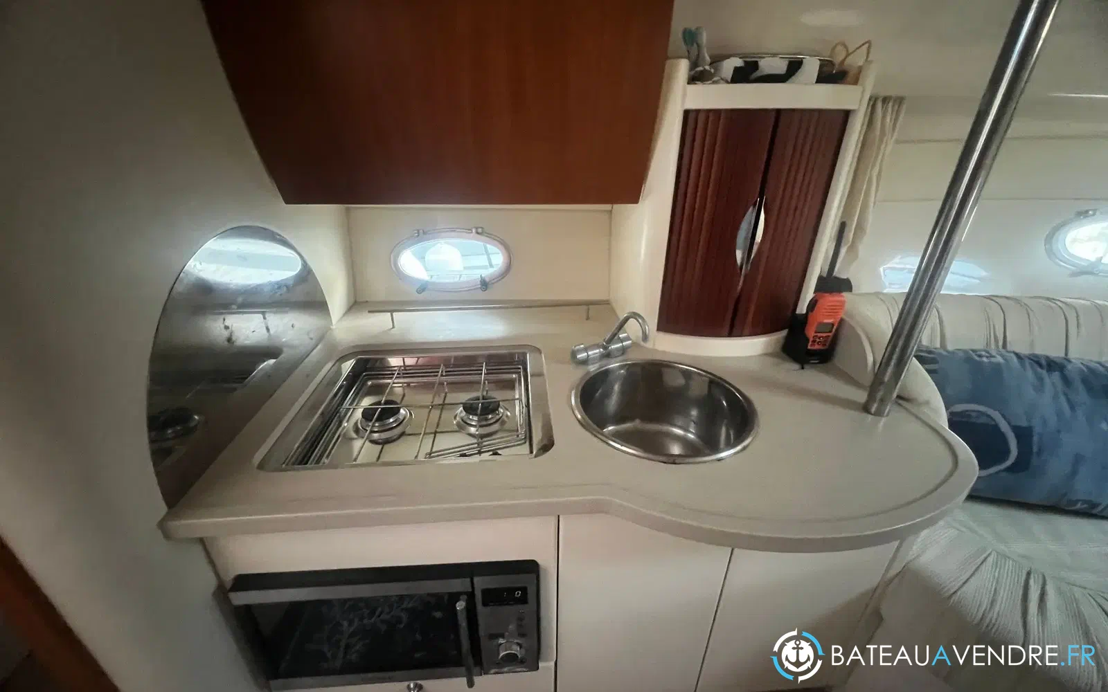 slider 25 Sessa Marine Oyster 30