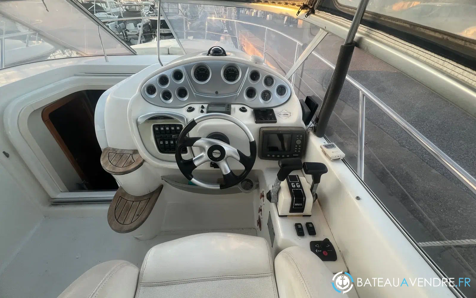 slider 6 Sessa Marine Oyster 30