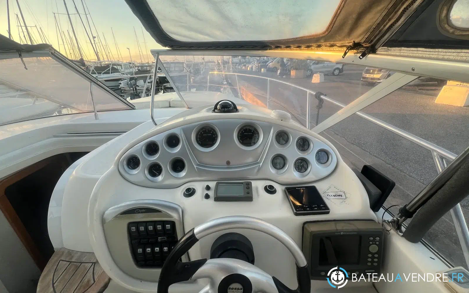 slider 7 Sessa Marine Oyster 30