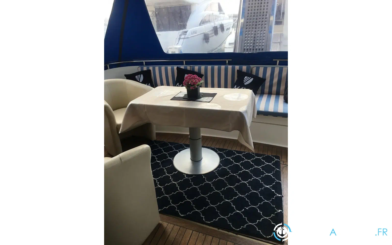slider 6 Fairline 46