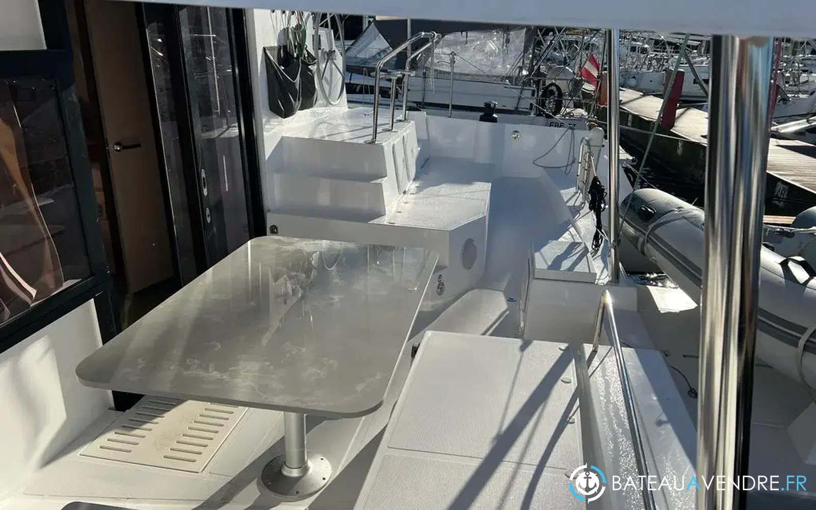 slider 4 Neel Trimarans Neel 43