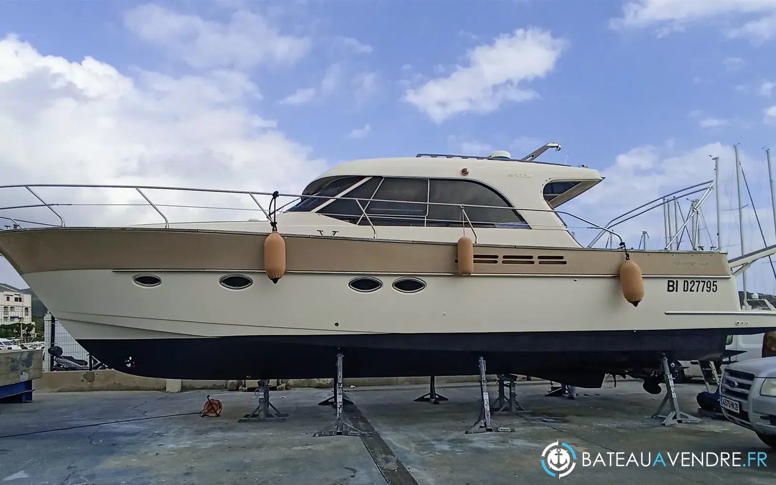 slider 1 Arcoa Mystic 44