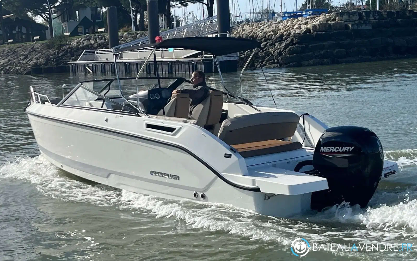 slider 2 Quicksilver 675 Bowrider