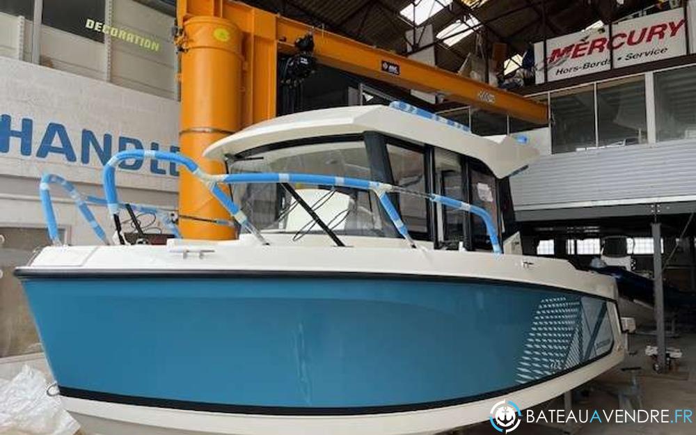 Quicksilver Activ 705 Pilothouse photo 2