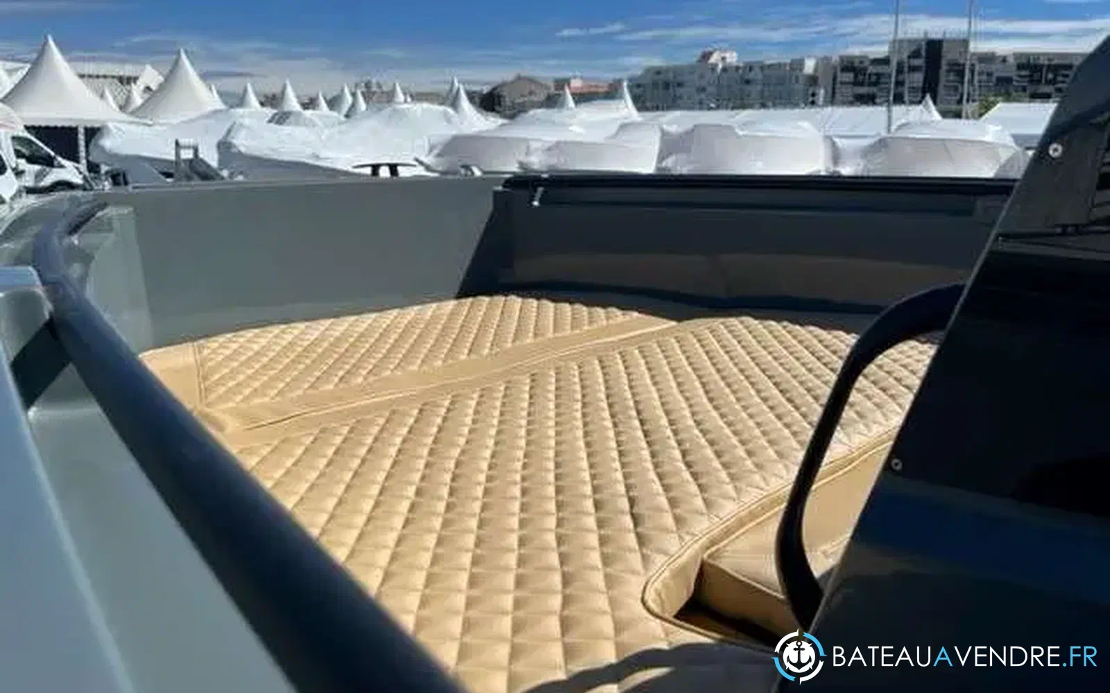 slider 10 Protagon 25