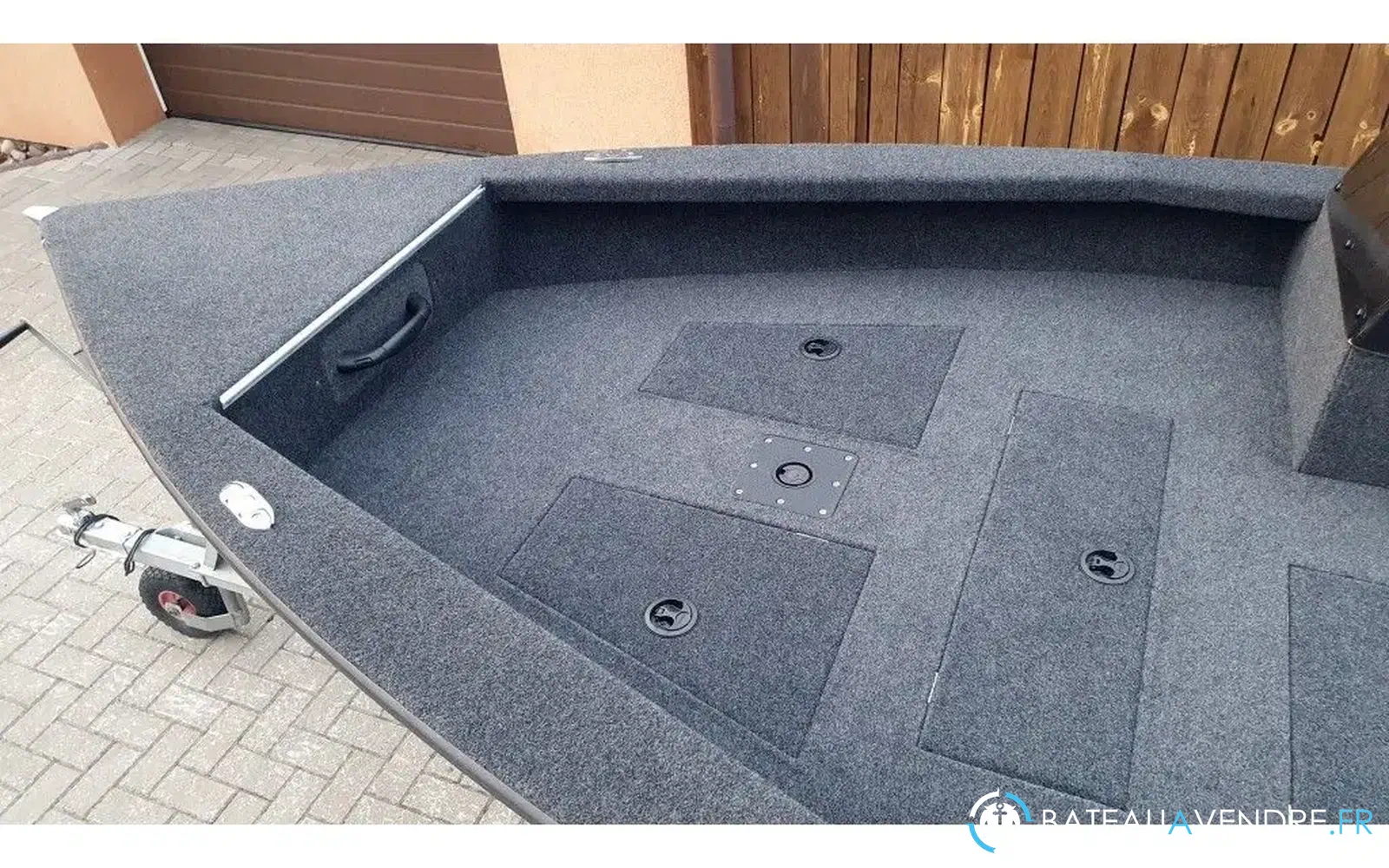 slider 1 Brema 450V Pro Bass Console