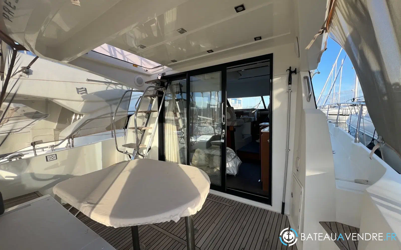 slider 2 Jeanneau Prestige 420 Fly
