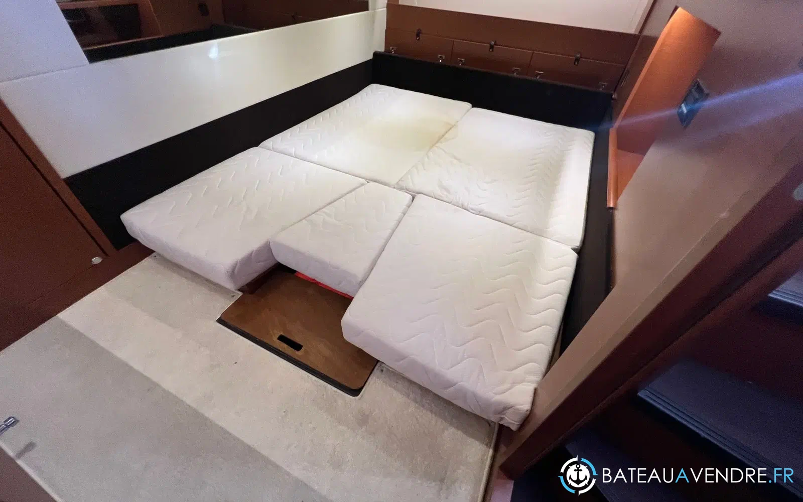 slider 9 Prestige Yachts 420 Fly