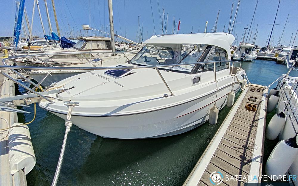 Beneteau Antares 8 OB photo de présentation