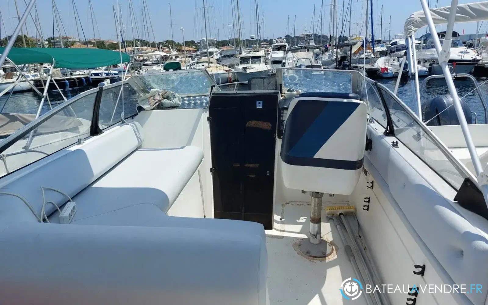 slider 3 Bayliner 2655 Ciera Sunbridge