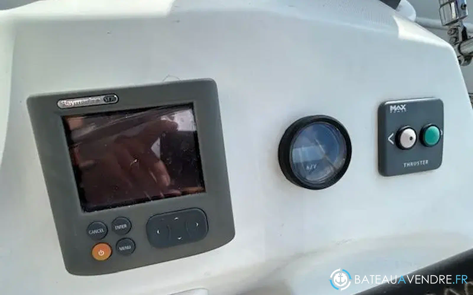 slider 10 Beneteau Oceanis 40