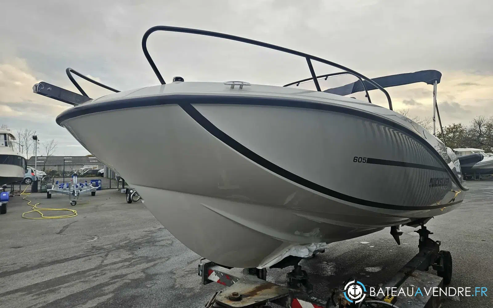 slider 3 Quicksilver Activ 605 Open