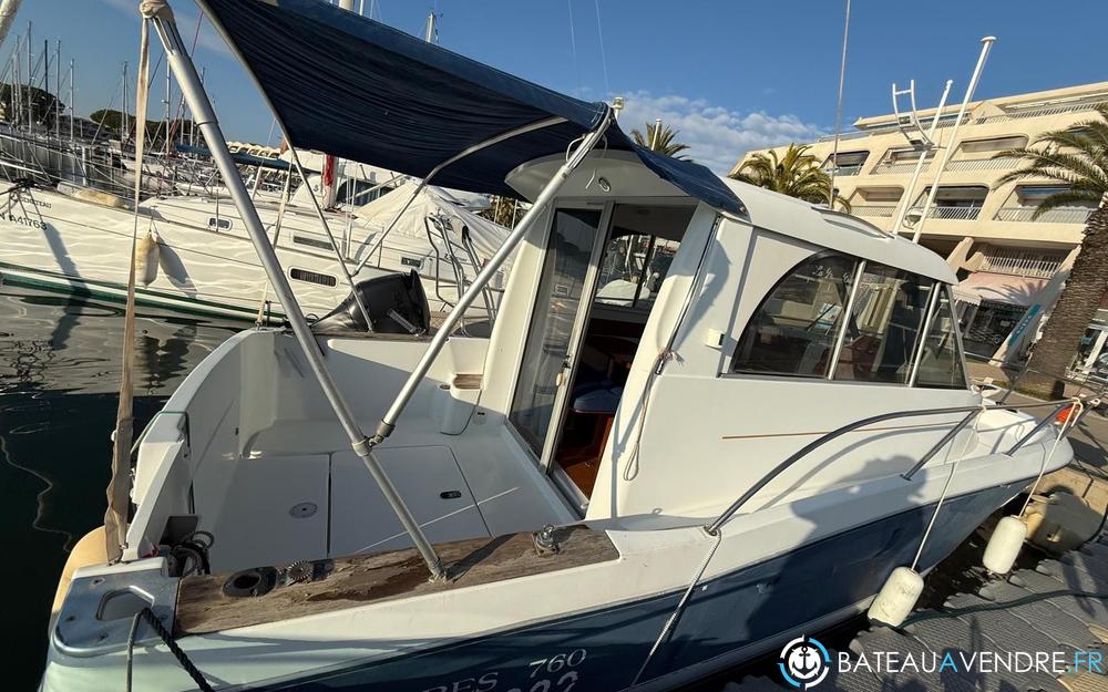 Beneteau Antares 760 photo 5