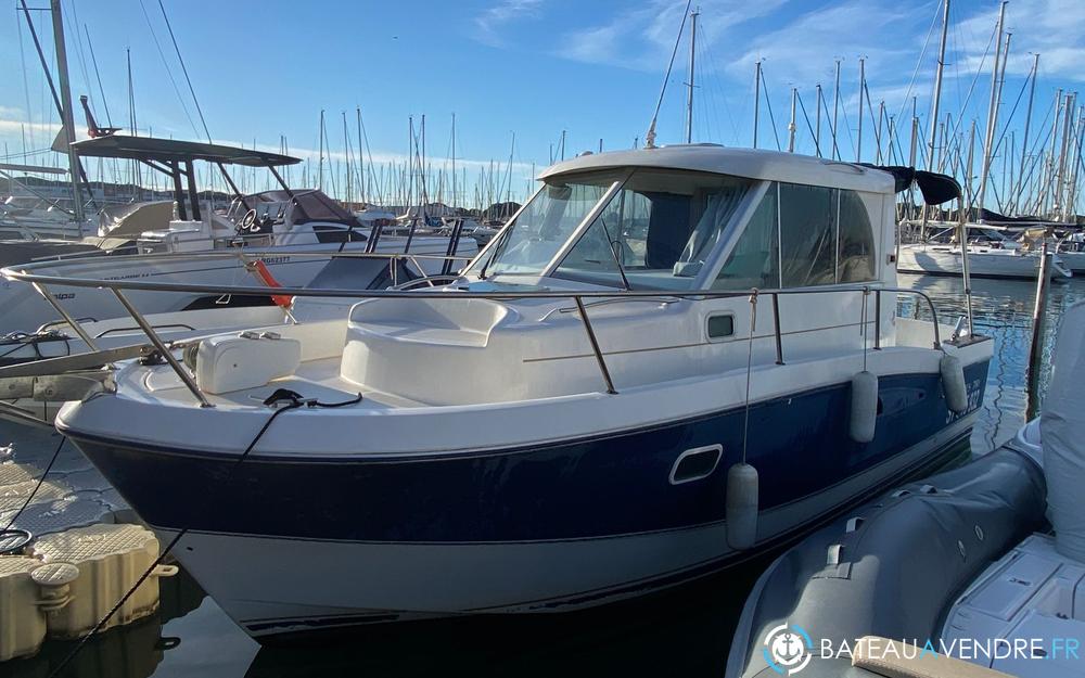 Beneteau Antares 760 photo 4