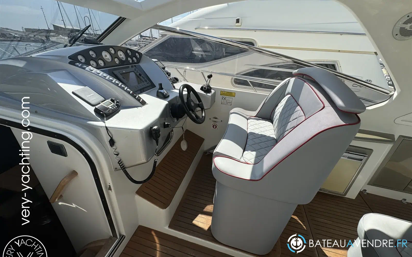 slider 4 Airon Marine 400 T-Top