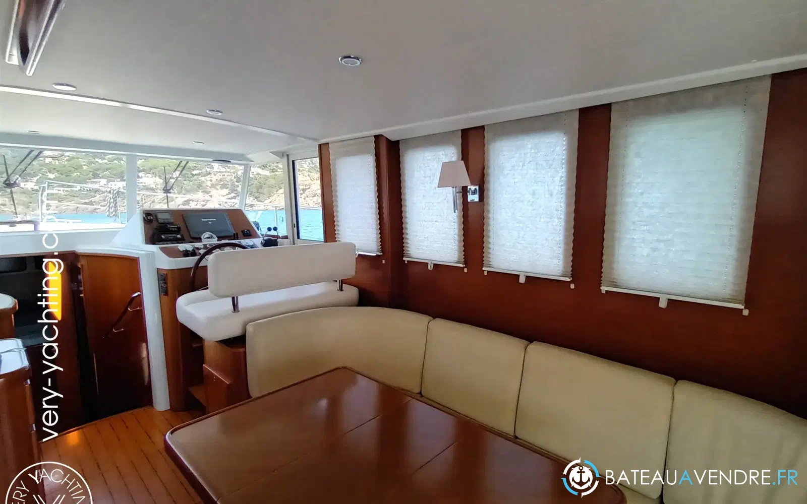 slider 5 Beneteau Swift Trawler 42