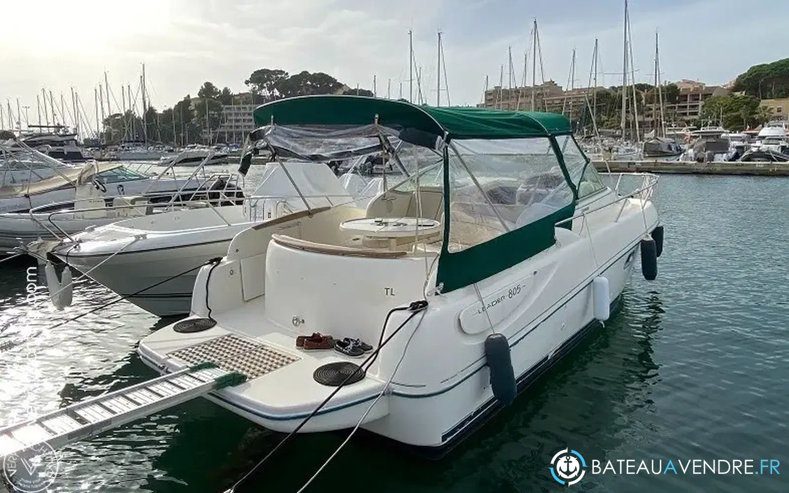 slider 0 Jeanneau Leader 805