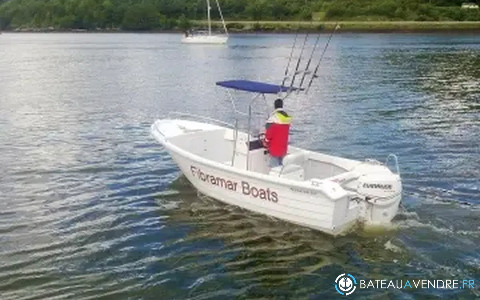 slider 9 Fibramar Pescador 600 Open