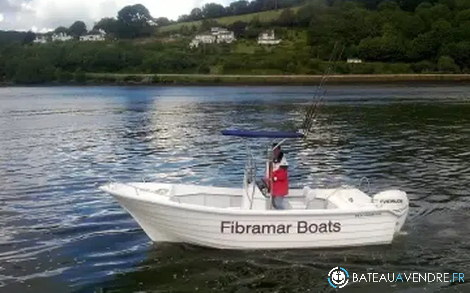 slider 6 Fibramar Pescador 600 Open