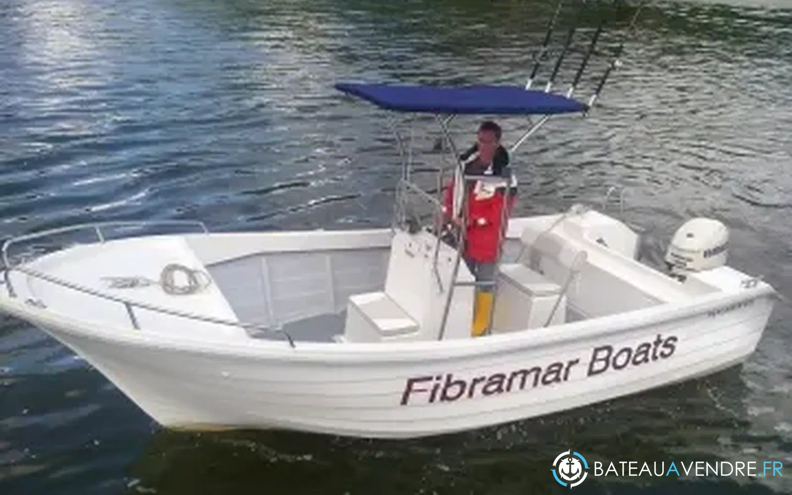 slider 8 Fibramar Pescador 600 Open