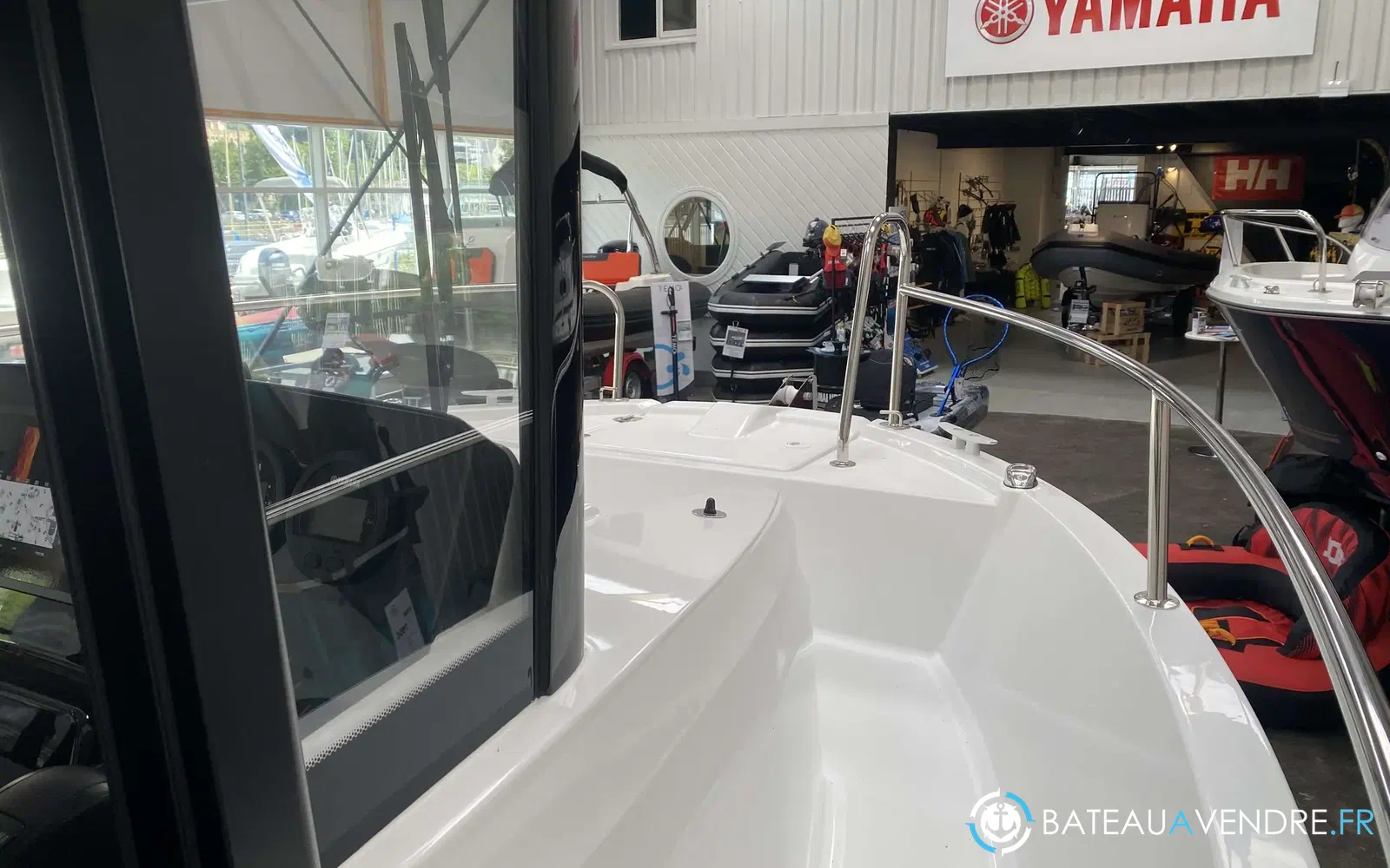 slider 12 Jeanneau Merry Fisher 695 Sport