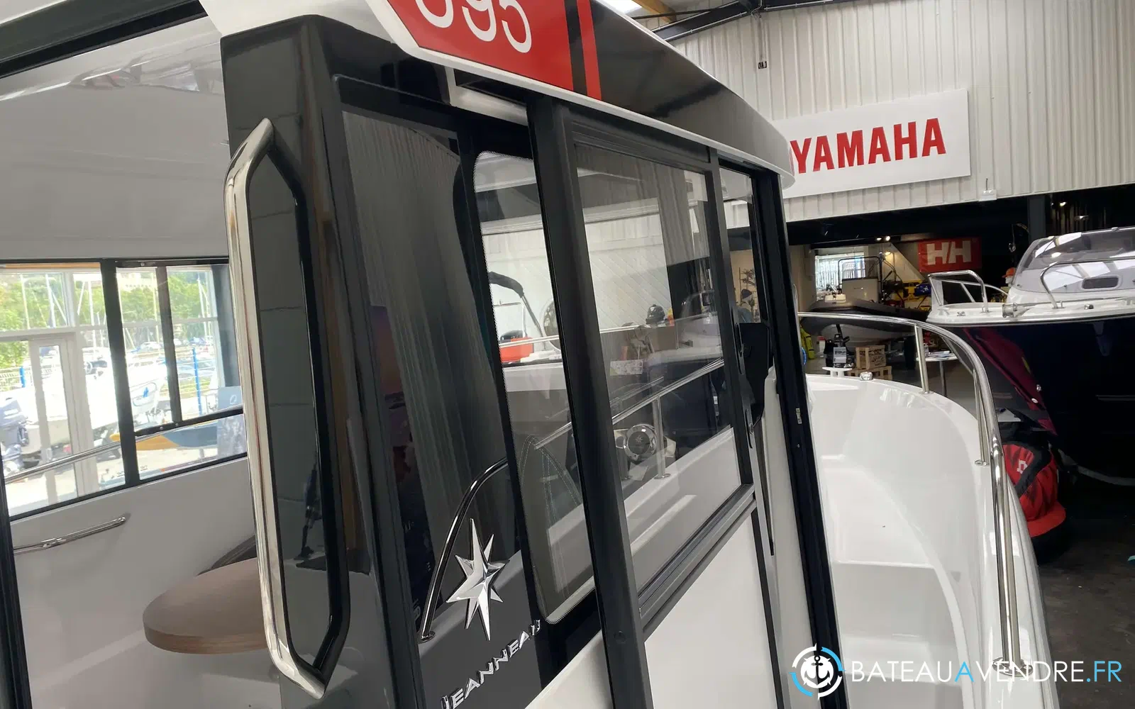slider 5 Jeanneau Merry Fisher 695 Sport