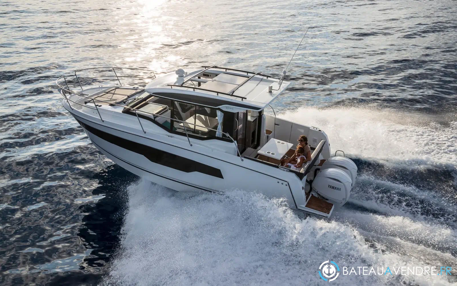 slider 19 Jeanneau Merry Fisher 895 Serie 2
