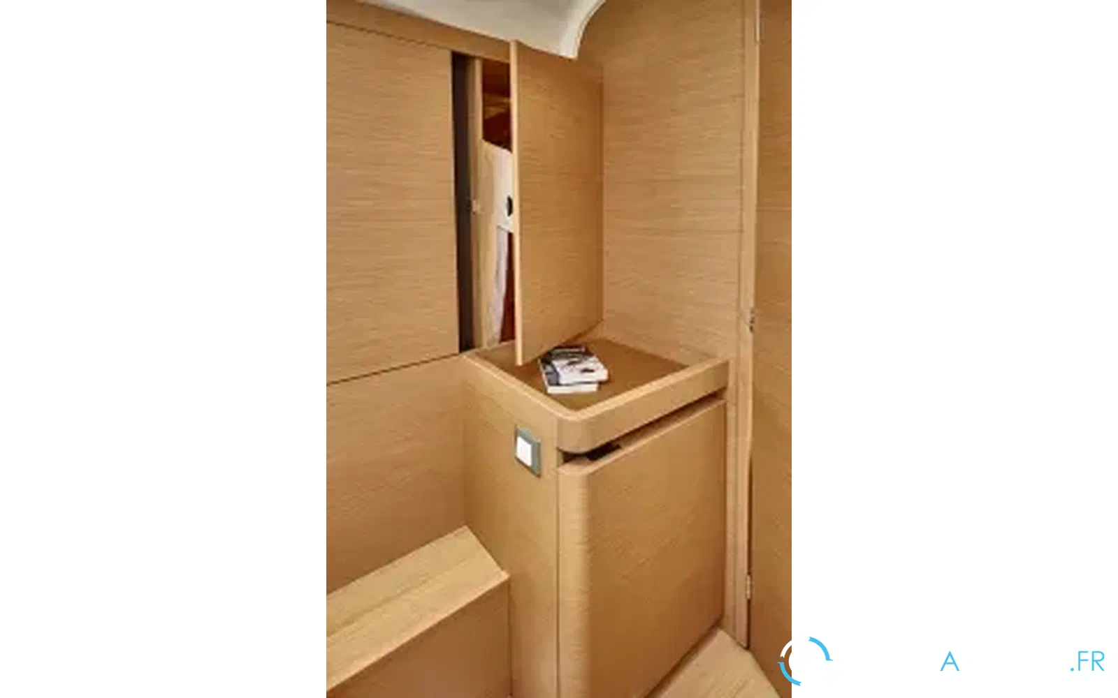 slider 16 Jeanneau Sun Odyssey 440