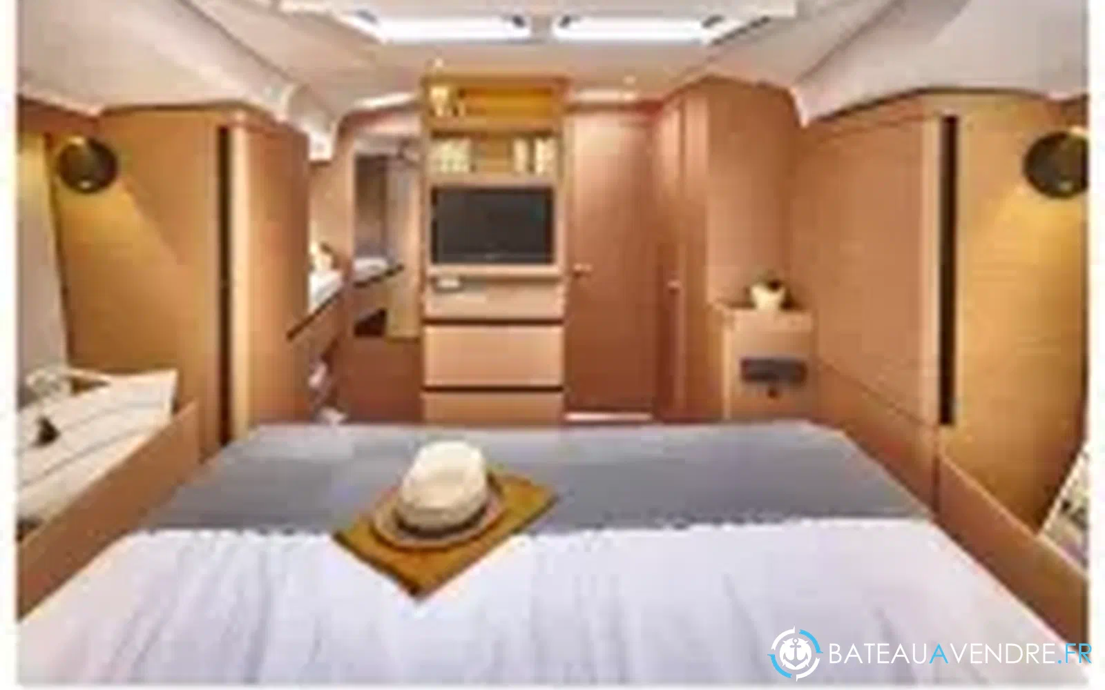 slider 12 Jeanneau Sun Odyssey 490