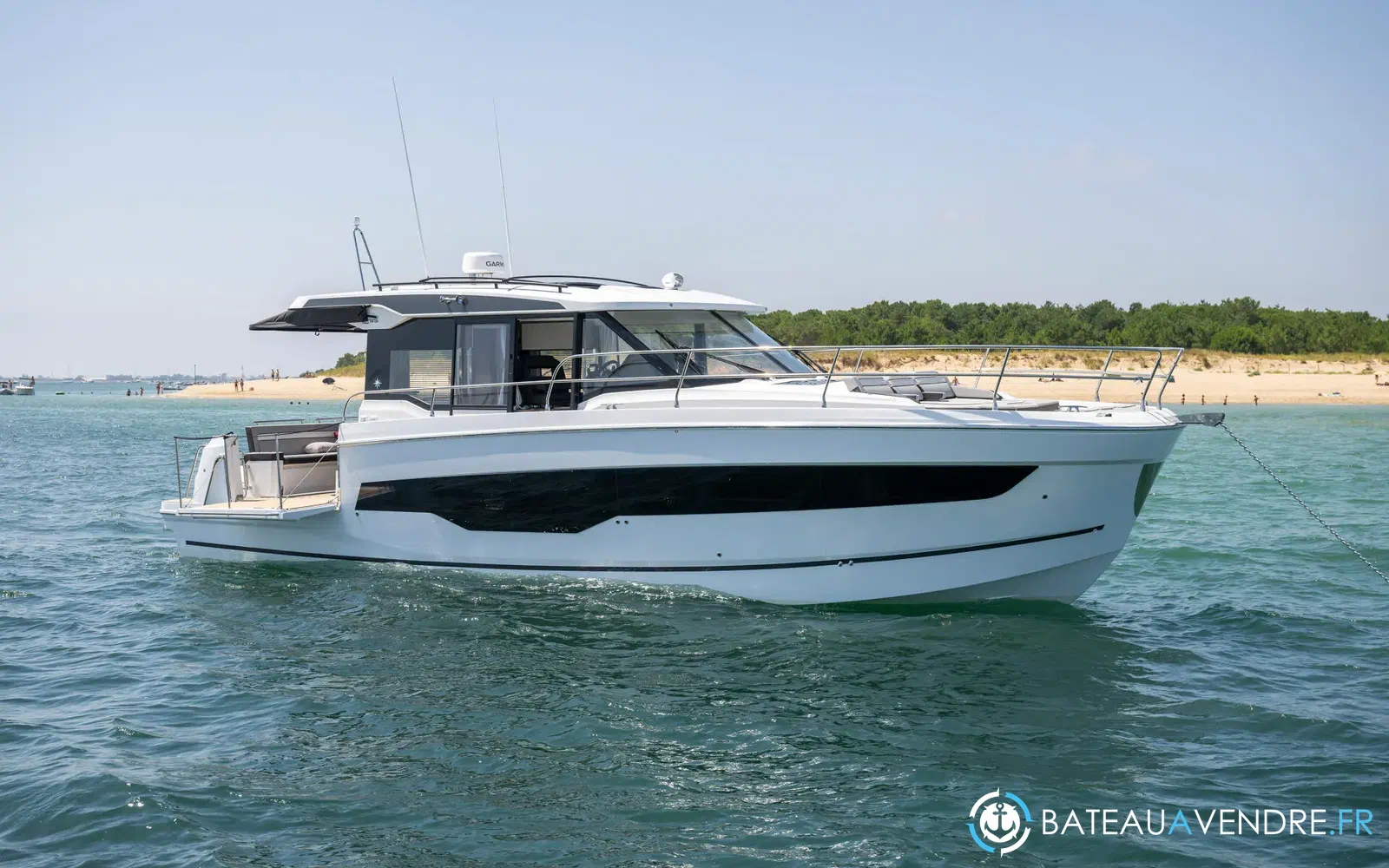 slider 0 Jeanneau Merry Fisher 1295 coupé
