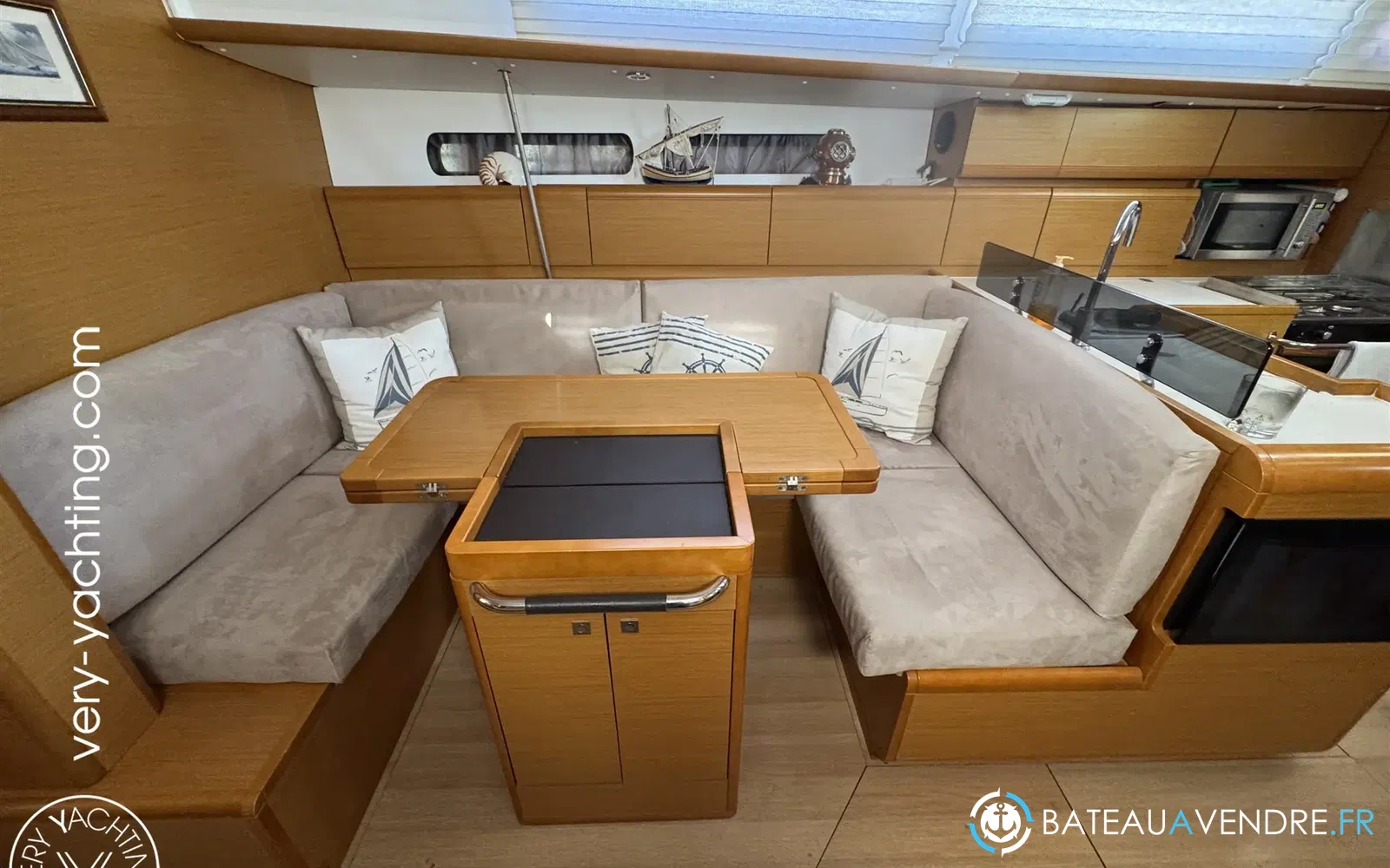 slider 9 Jeanneau Sun Odyssey 409