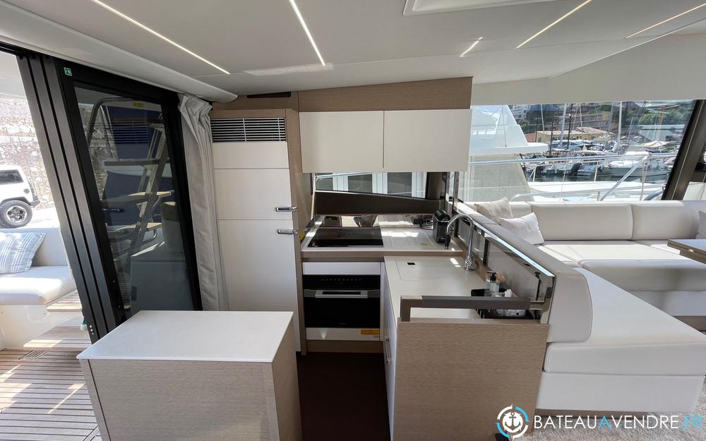 Prestige Yachts Prestige 520 Fly photo 5