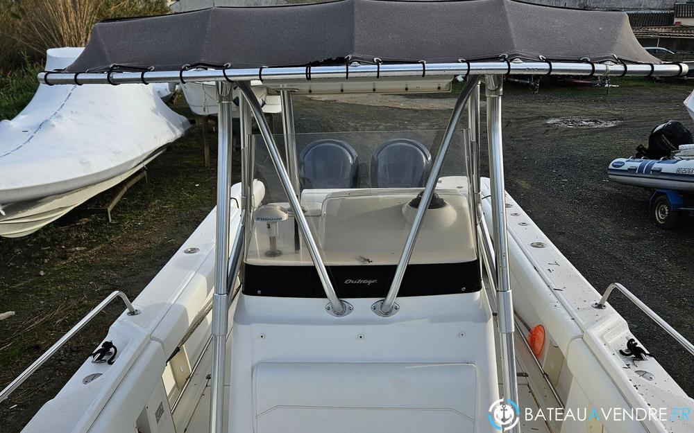 Boston Whaler 260 Outrage photo 3