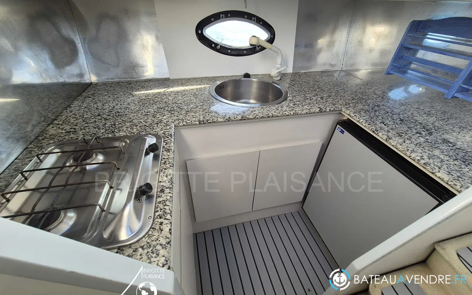 slider 6 Guy Couach 1201