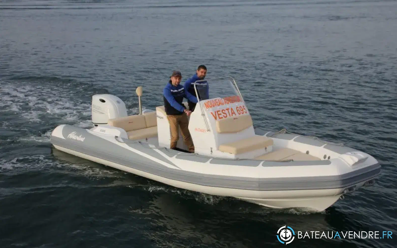 slider 0 Adventure Vesta 695 Elite