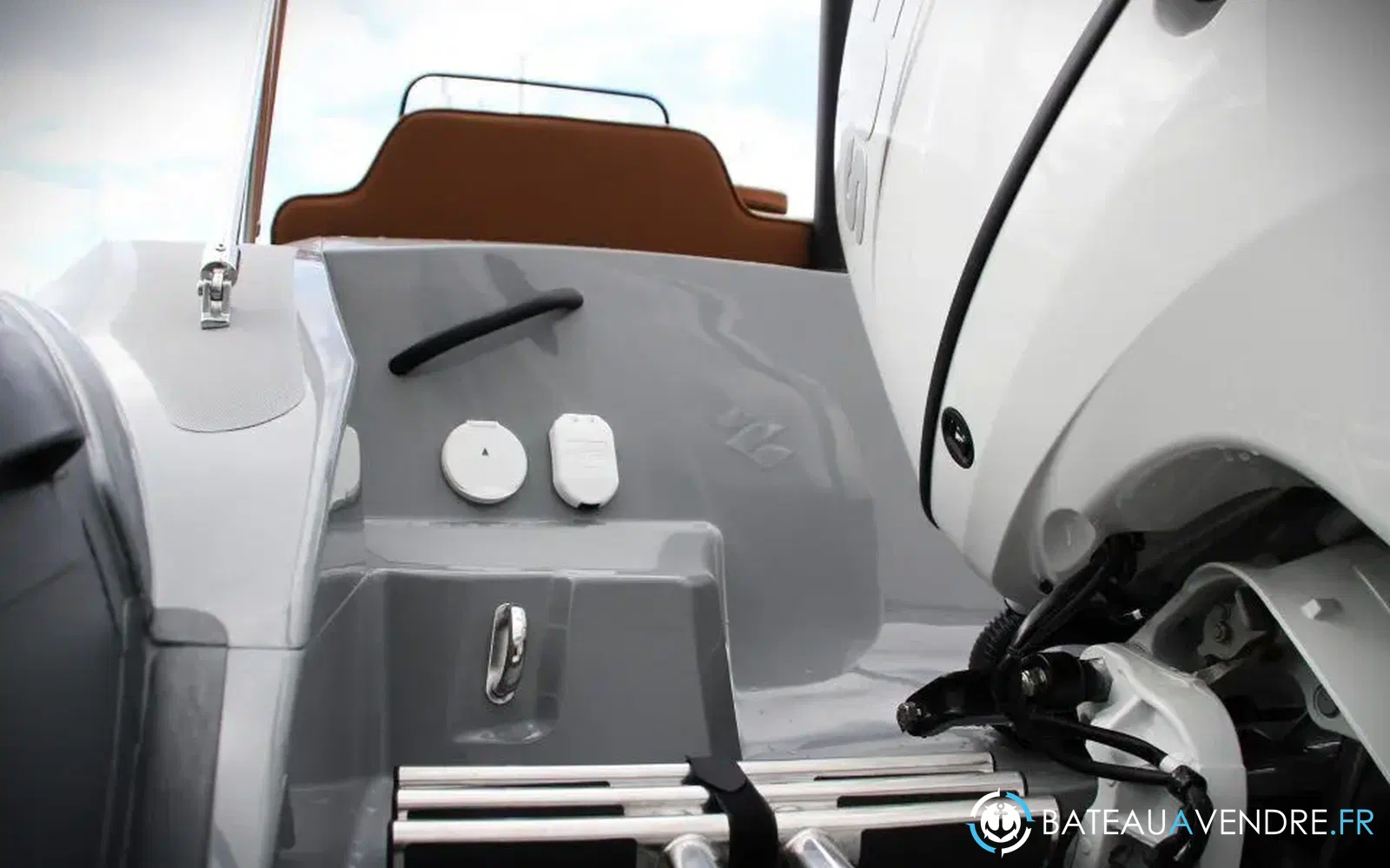 slider 6 Adventure Vesta 695 Elite