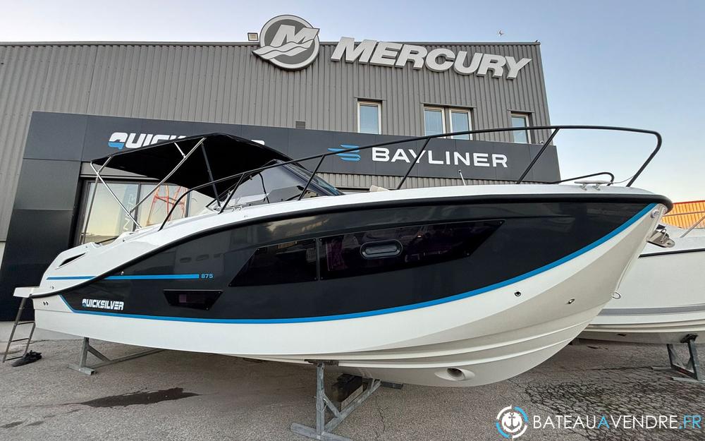 Quicksilver Activ 875 Sundeck photo de présentation