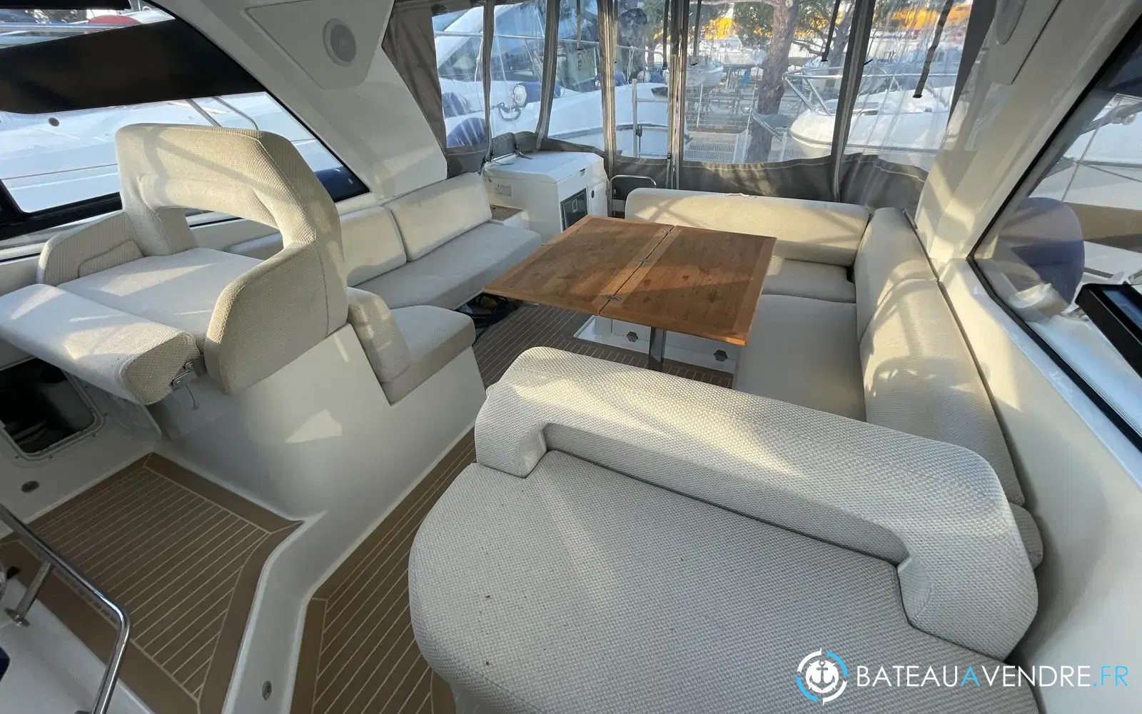 slider 10 Beneteau Gran Turismo 36
