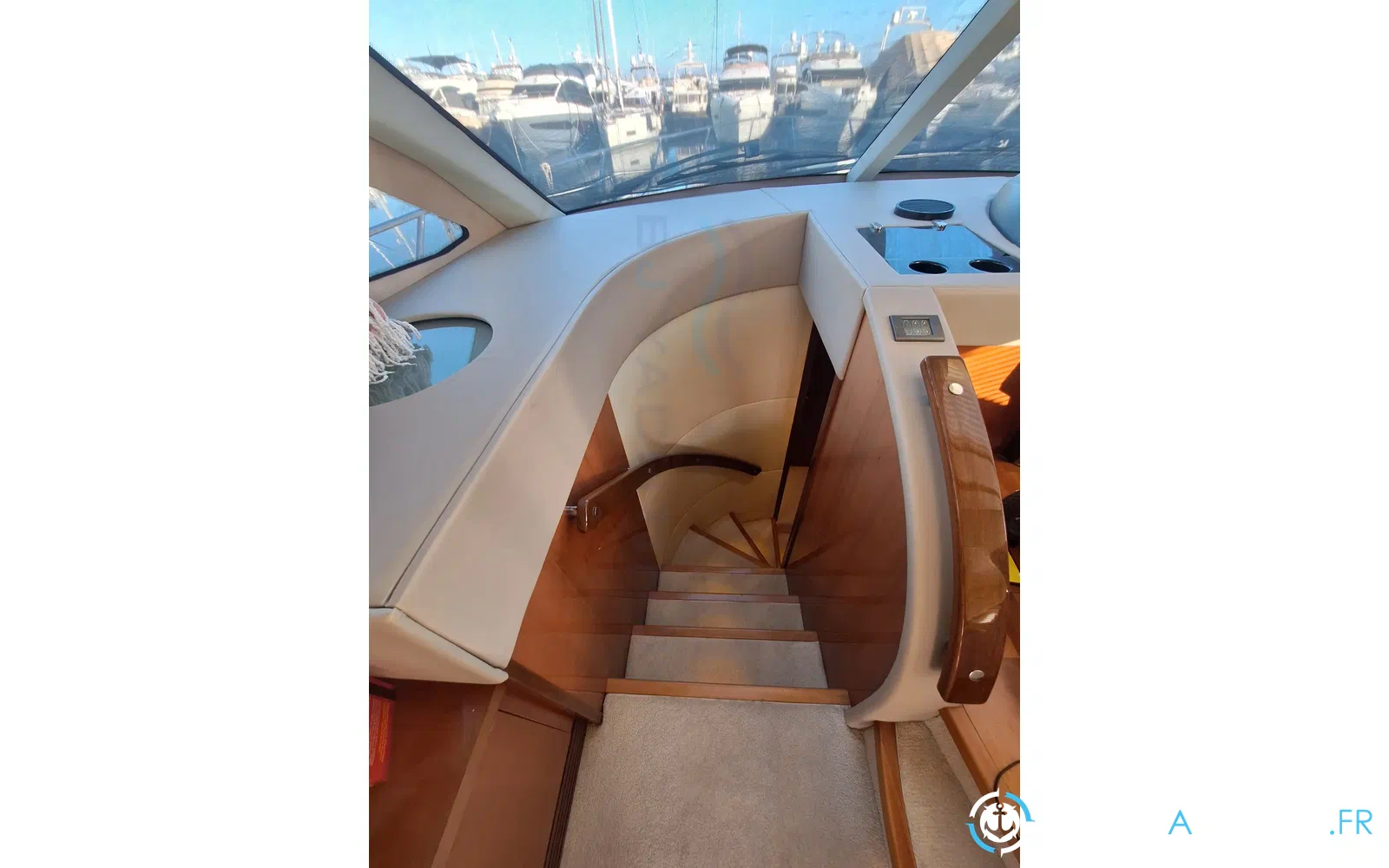 slider 13 Sealine T 50