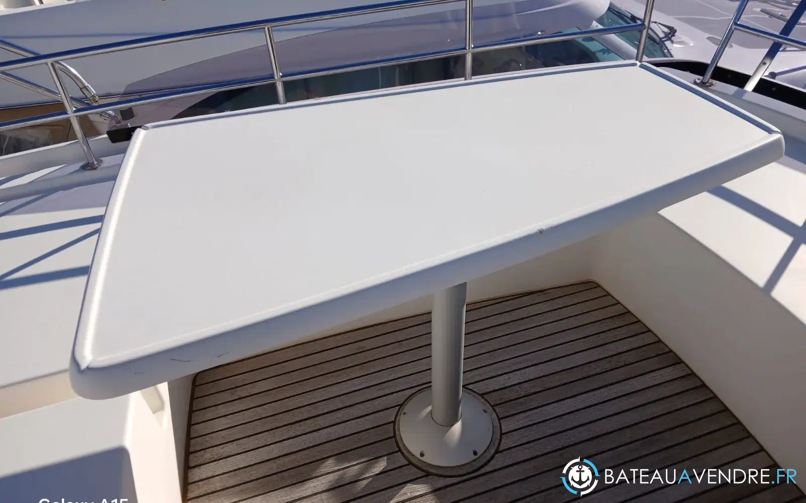 slider 10 Prestige Yachts 400