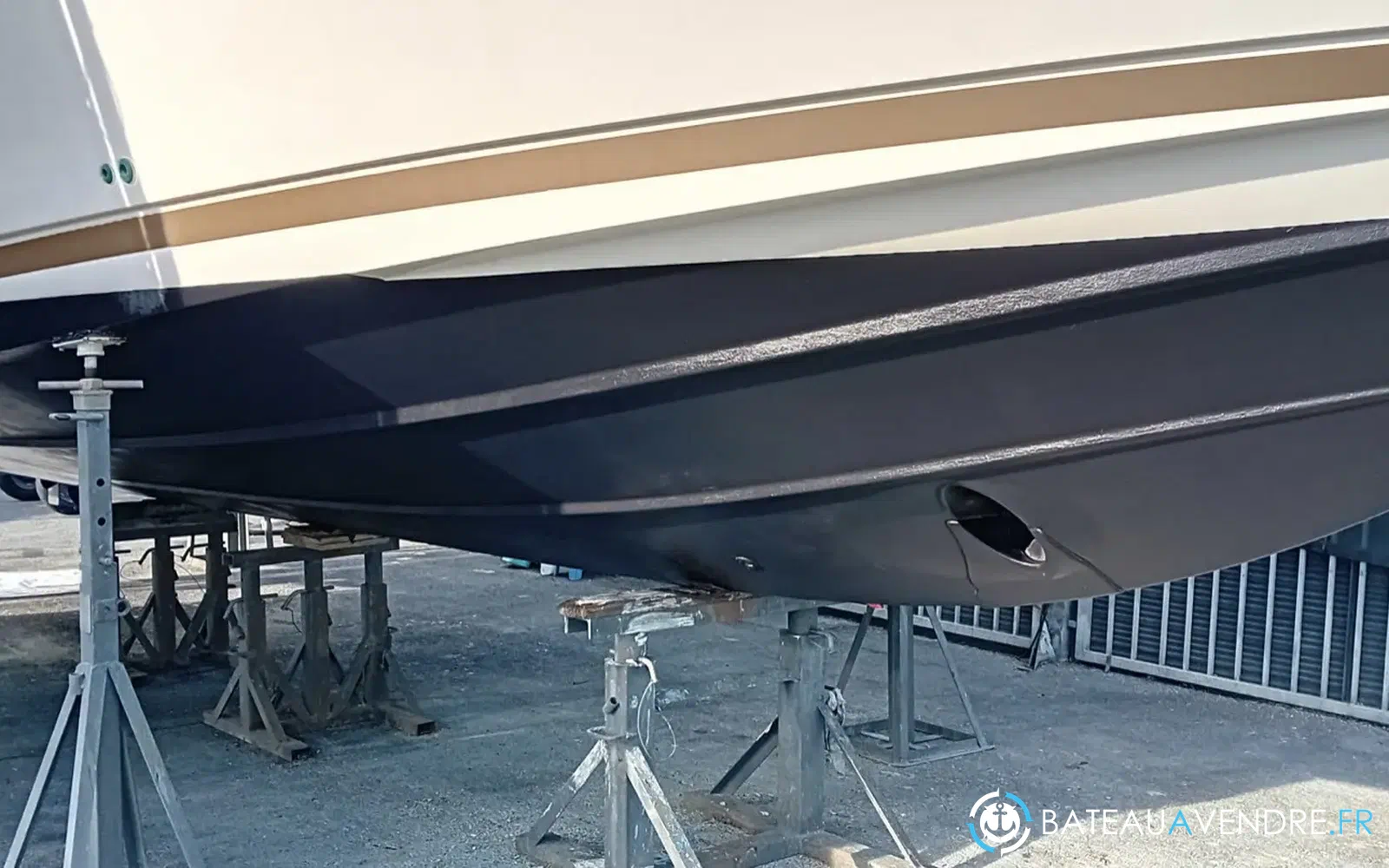 slider 23 Prestige Yachts 400