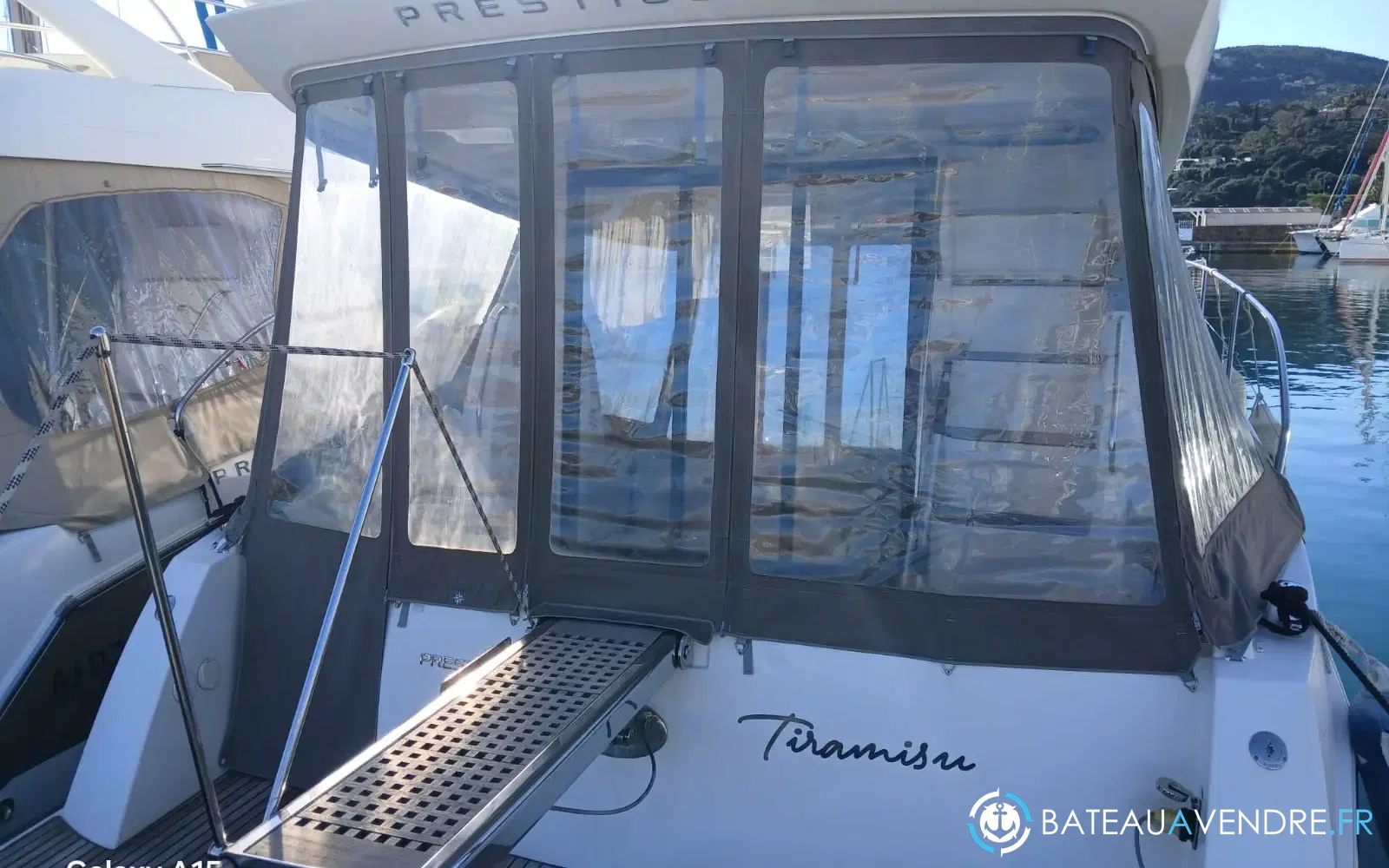 slider 4 Prestige Yachts 400