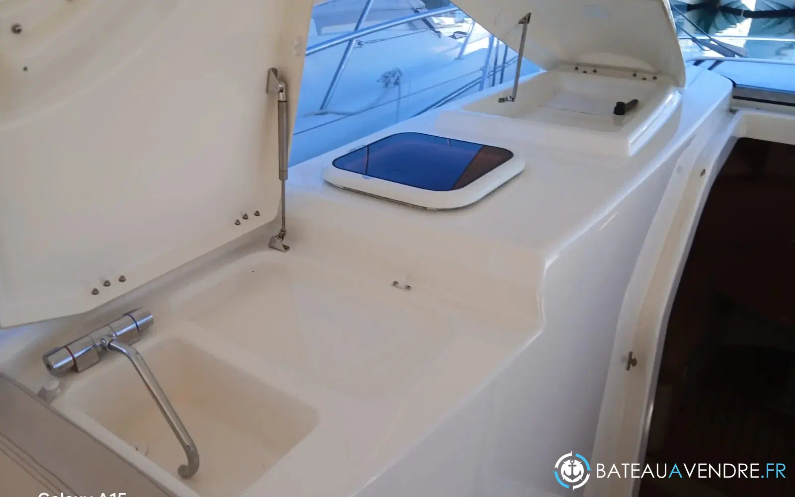 slider 8 Prestige Yachts 30 S