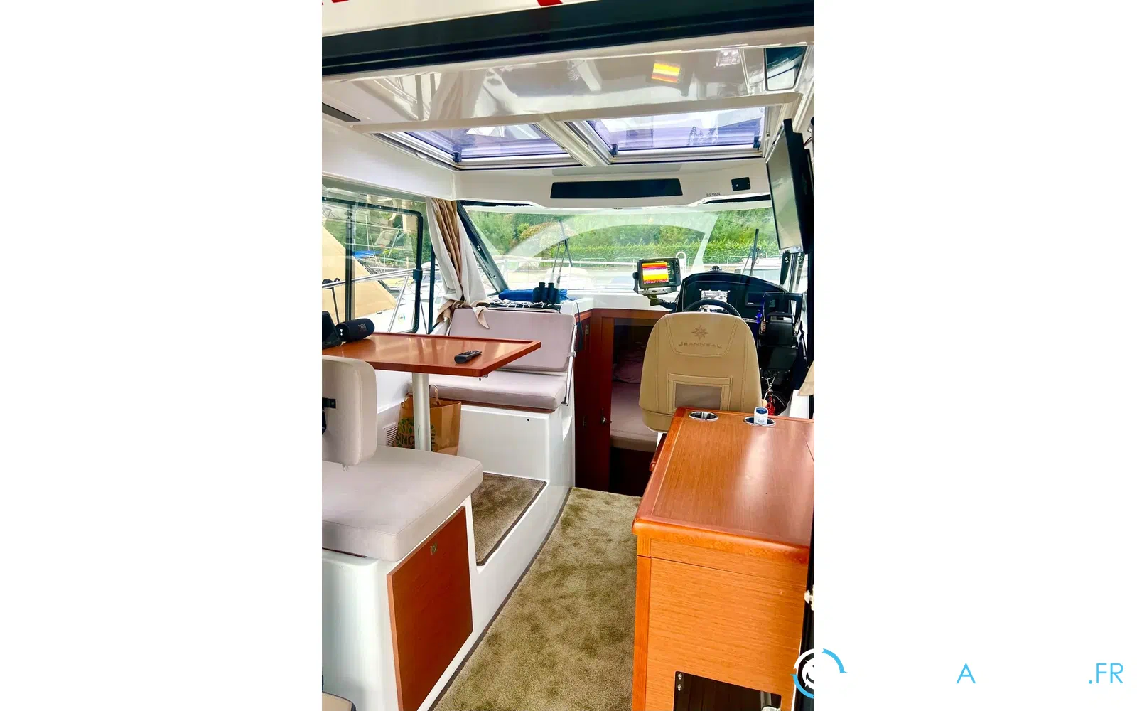 slider 11 Jeanneau Merry Fisher 895