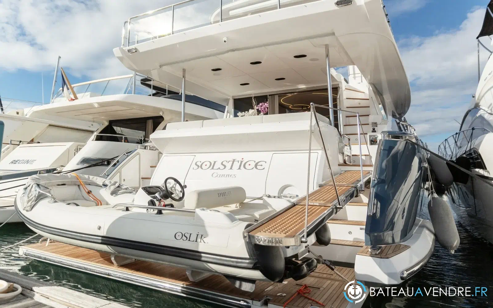 slider 2 Azimut 72 flybridge