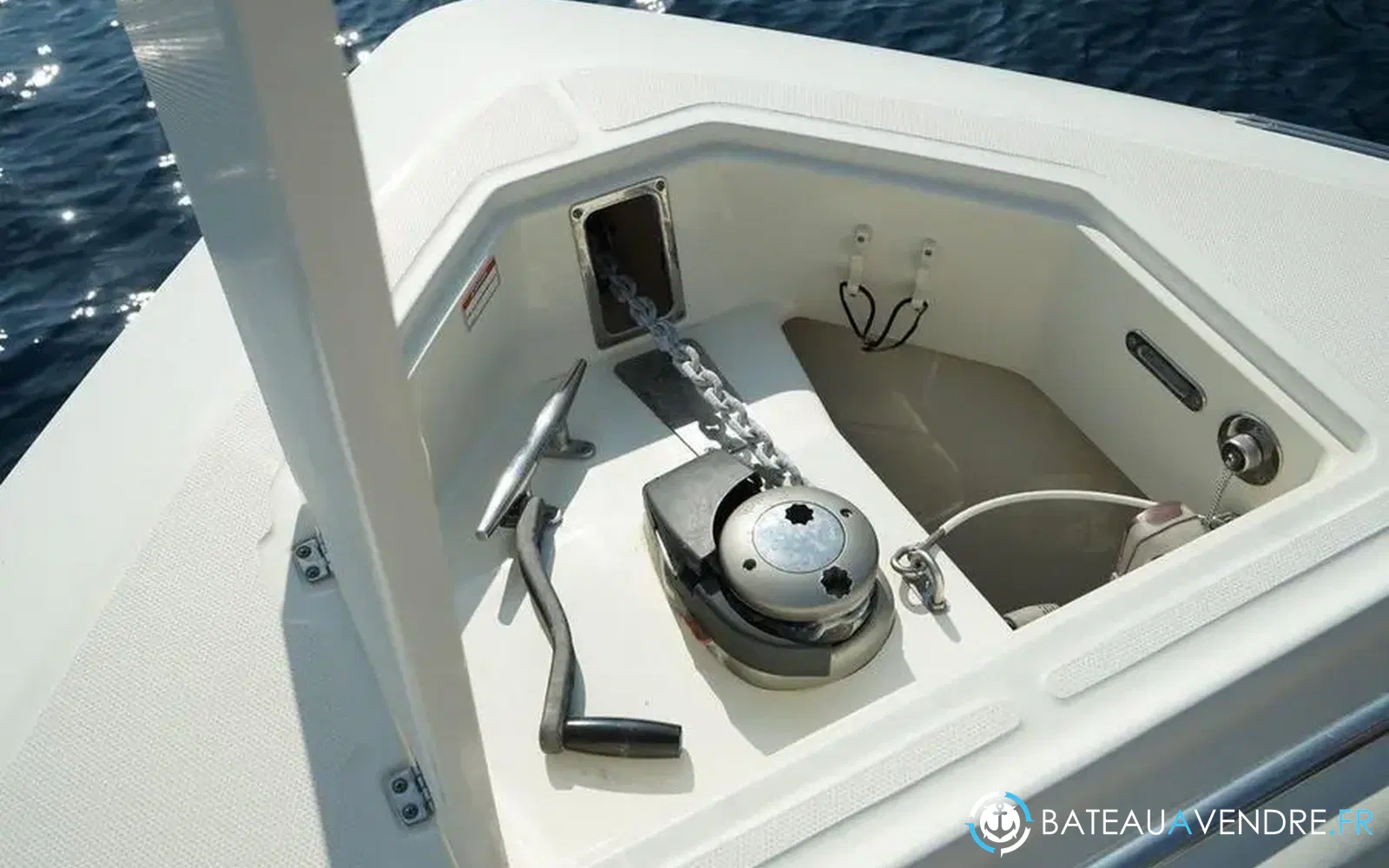 slider 9 Boston Whaler 370 Outrage