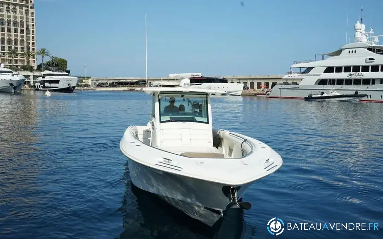 slider 1 Boston Whaler 370 Outrage
