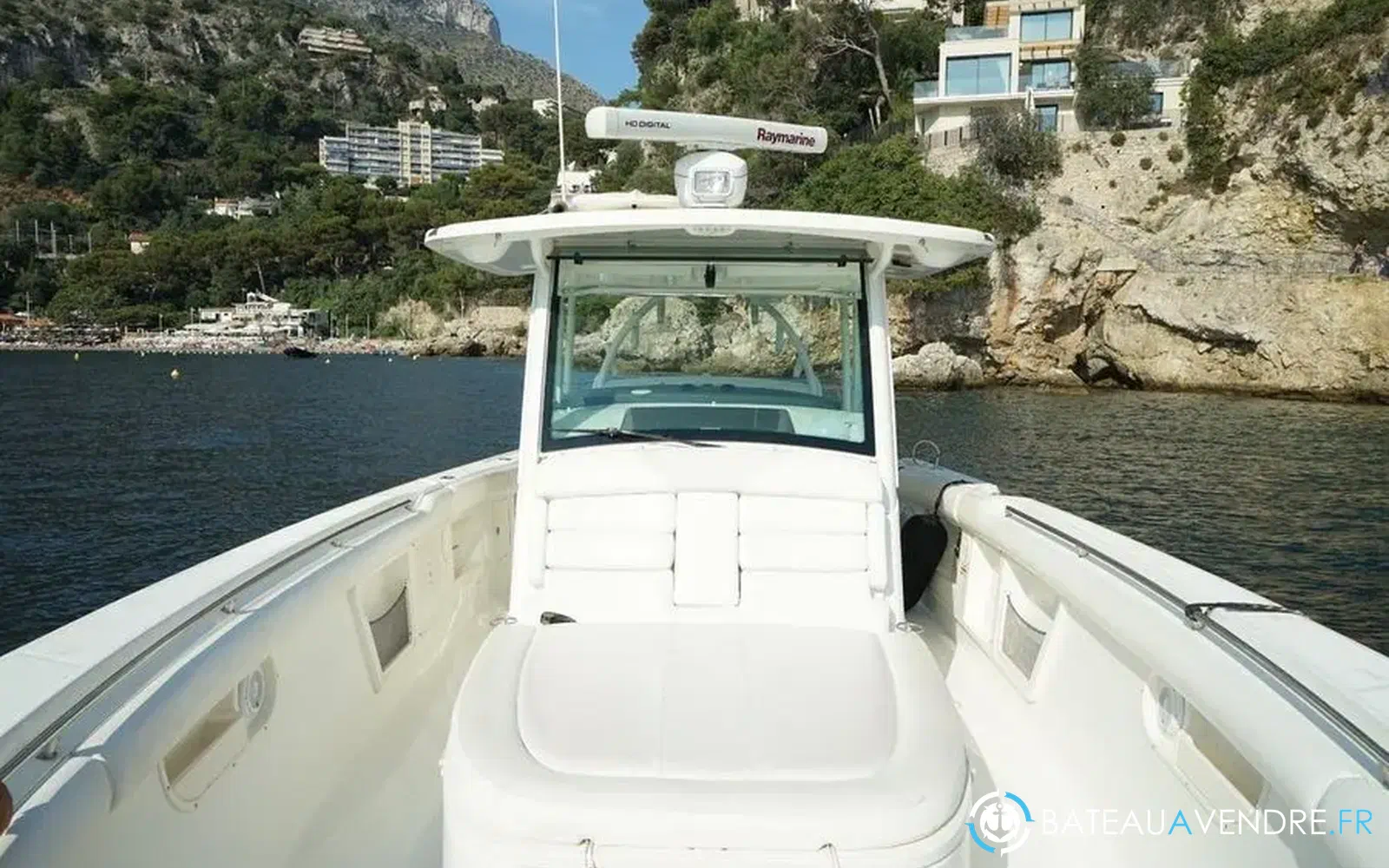 slider 7 Boston Whaler 370 Outrage